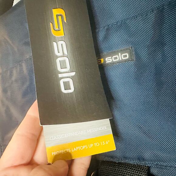 NWT SOLO Navy Expandable 15.6” Laptop Messenger Briefcase Shoulder Bag - Picture 12 of 16